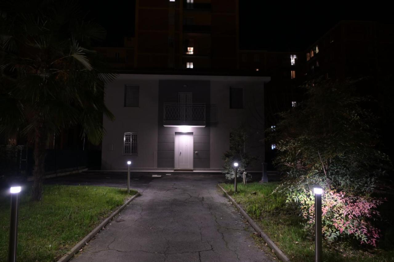 Appartement Grigio Perla Panigale, Con Giardino E Parcheggio Privato Gratuito Fino A Tre Posti Auto Bologna