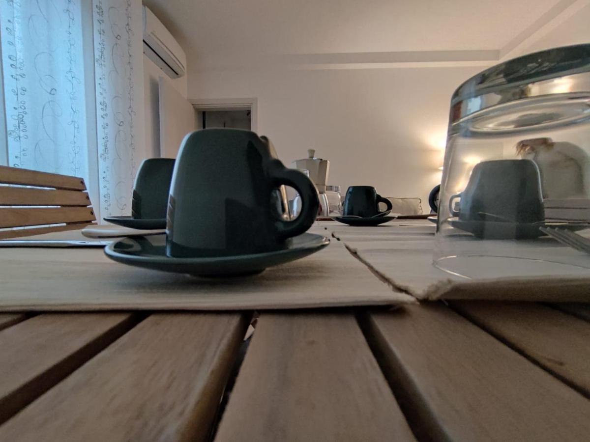 Appartement Grigio Perla Panigale, Con Giardino E Parcheggio Privato Gratuito Fino A Tre Posti Auto Bologna