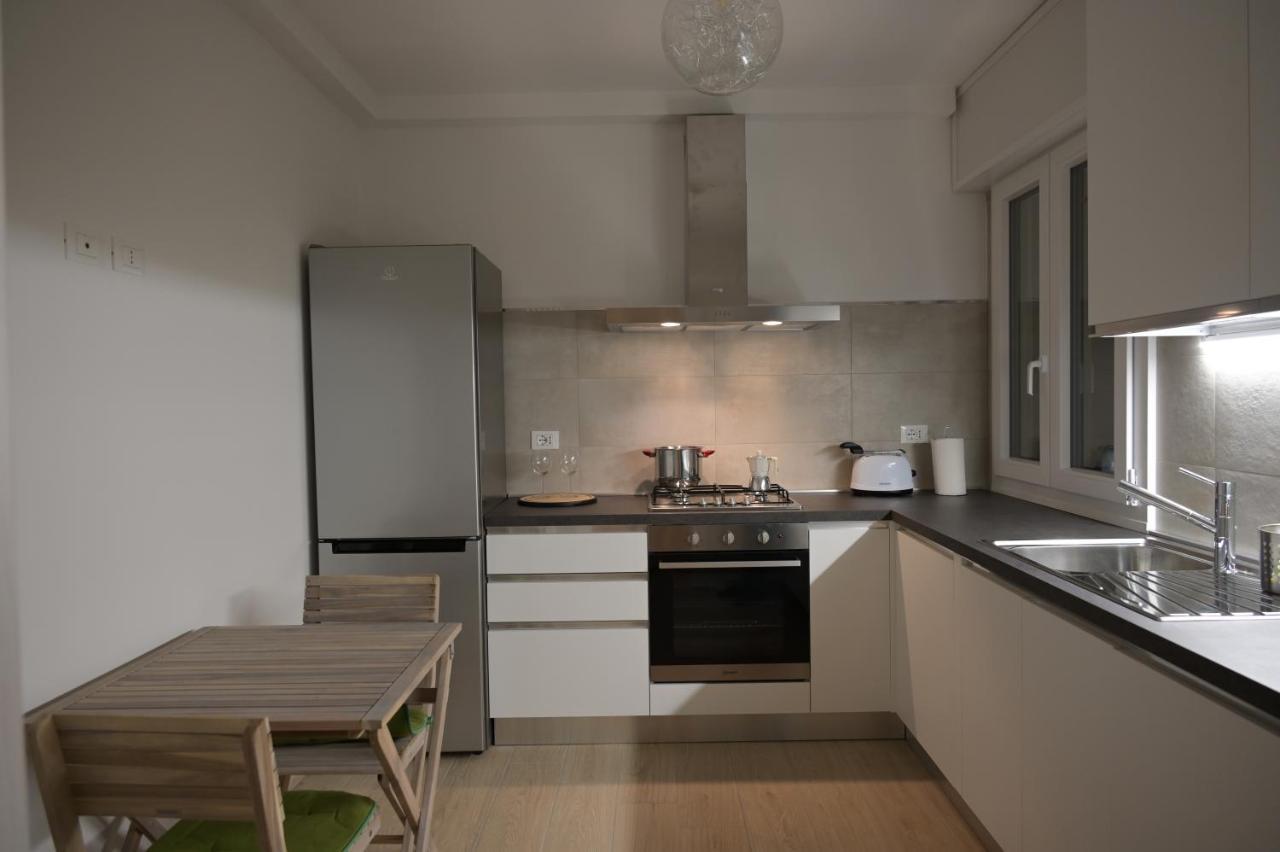 Appartement Grigio Perla Panigale, Con Giardino E Parcheggio Privato Gratuito Fino A Tre Posti Auto *