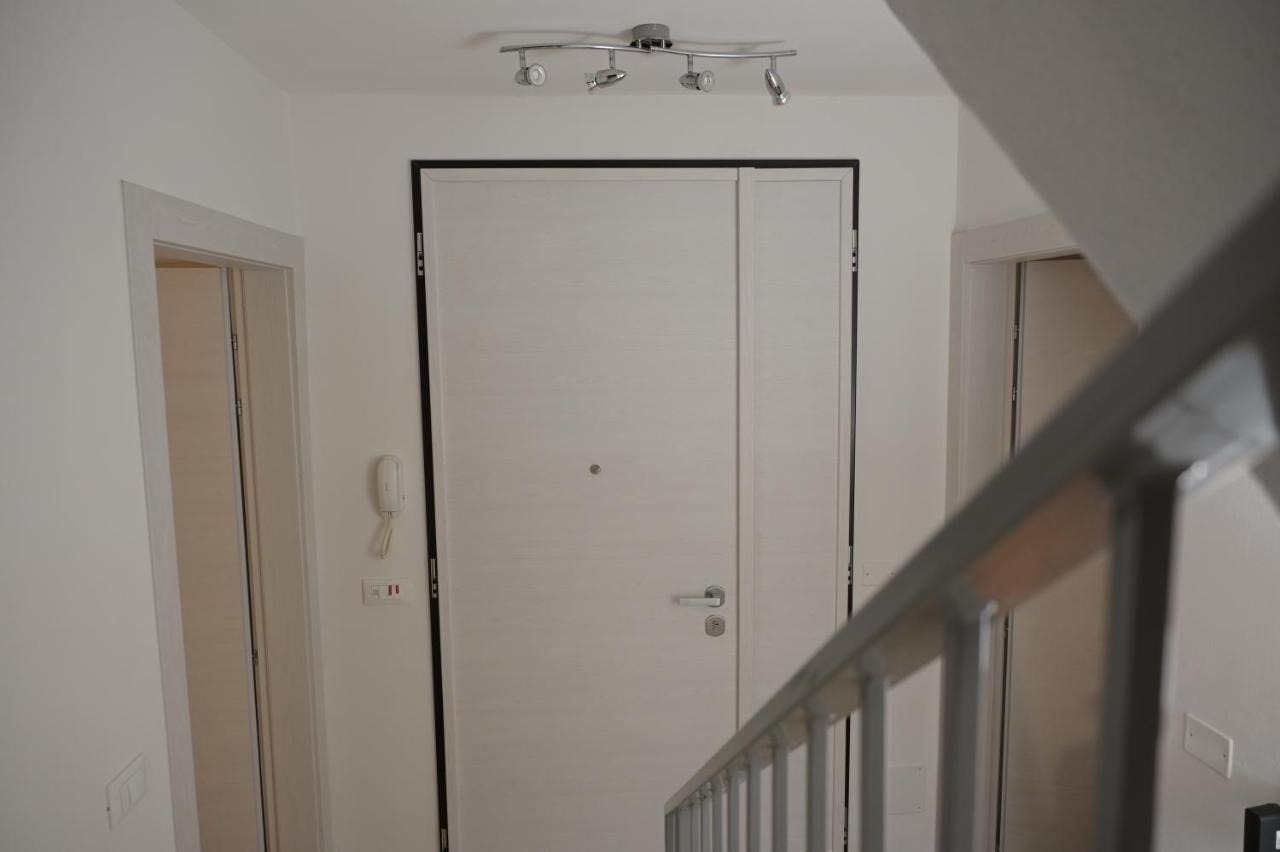 Grigio Perla Panigale, Con Giardino E Parcheggio Privato Gratuito Fino A Tre Posti Auto Appartement *