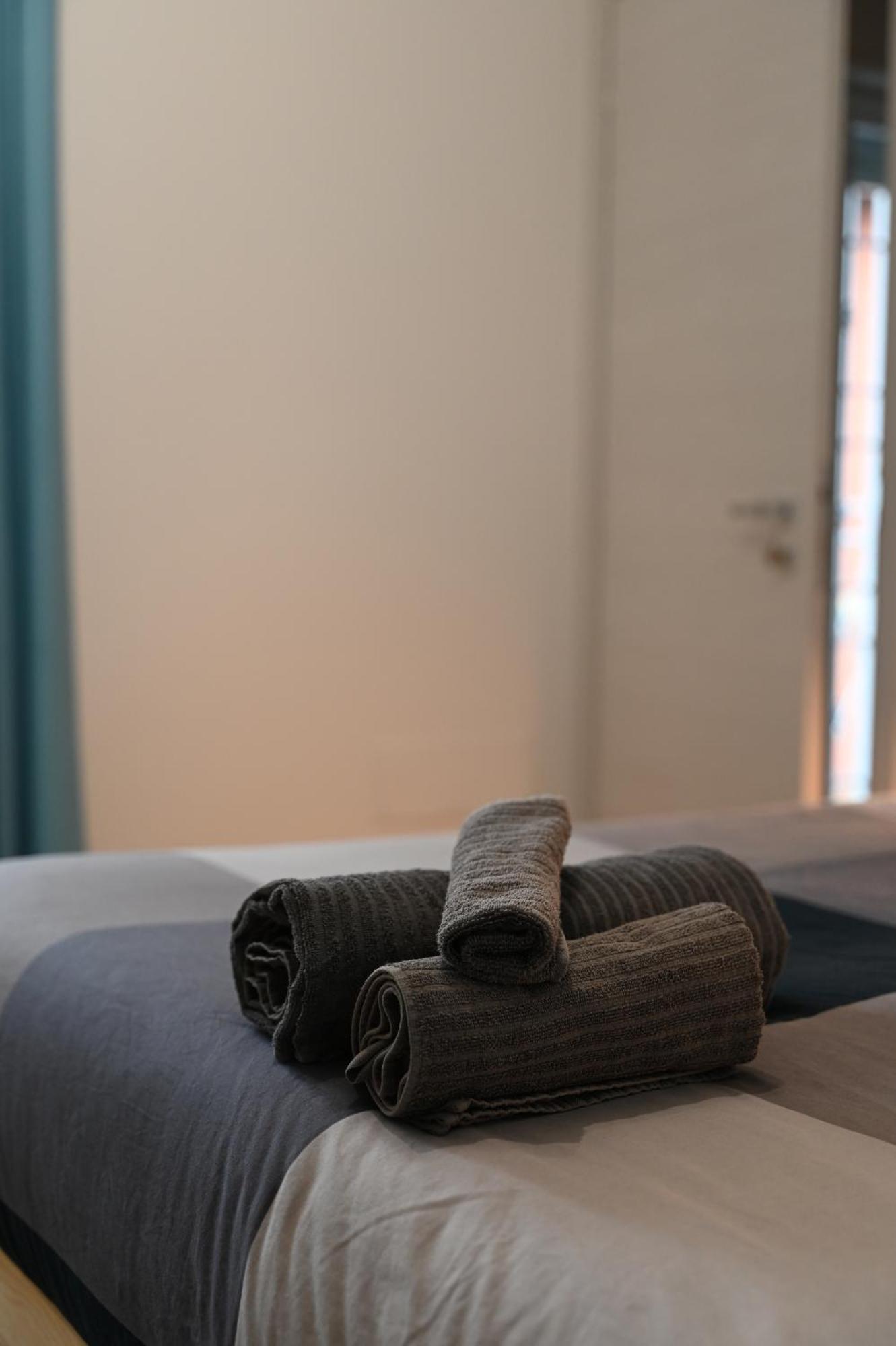 Appartement Grigio Perla Panigale, Con Giardino E Parcheggio Privato Gratuito Fino A Tre Posti Auto Bologna